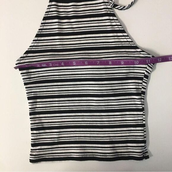 Mind Code Women's Black and White Crop-top Size M NWT - Picture 6 of 7